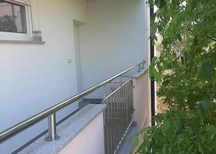 With Parking Space Kraj, Pasman - 22000